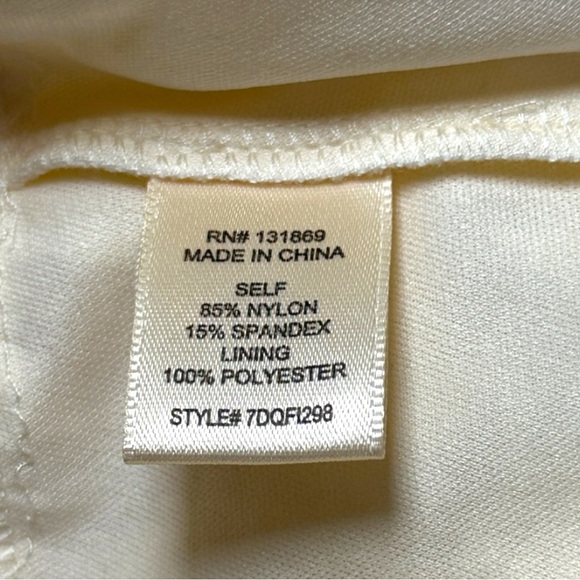 Thirty Thirty lace Strapless cream Dress small brand new - Picture 6 of 6